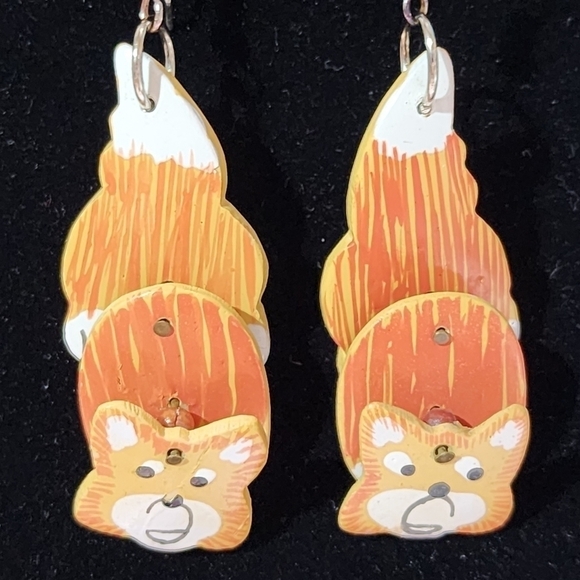 Vtg Handmade painted wood articulated dangle Cat or Fox earrings pierced - Picture 7 of 7